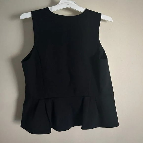 NWT EXPRESS Peplum Tank Top Sleeveless Blouse Black Pleated L Career Office - Picture 2 of 6